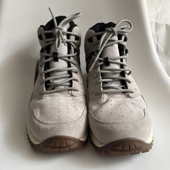 Merrell Wildwood Mid Waterproof Hiking Boots Mens 11 New No Box0